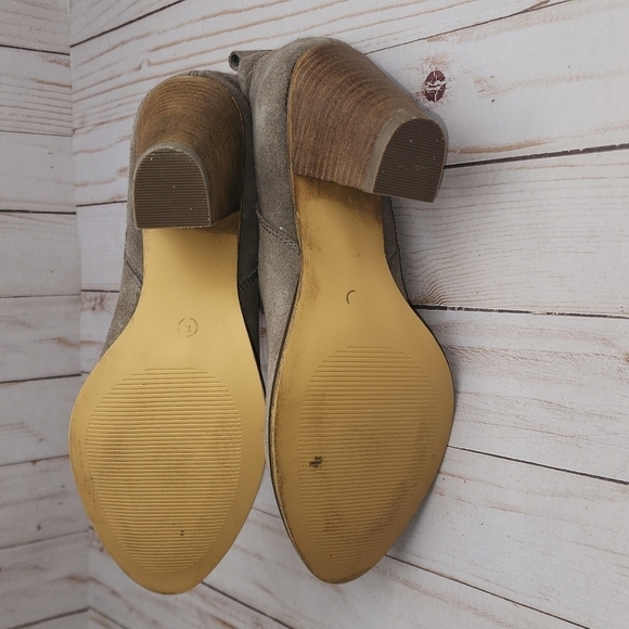 Steve Madden Plover Suede Western Style Booties - Picture 8 of 10